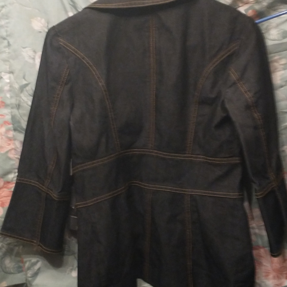 Jacket - Picture 2 of 2